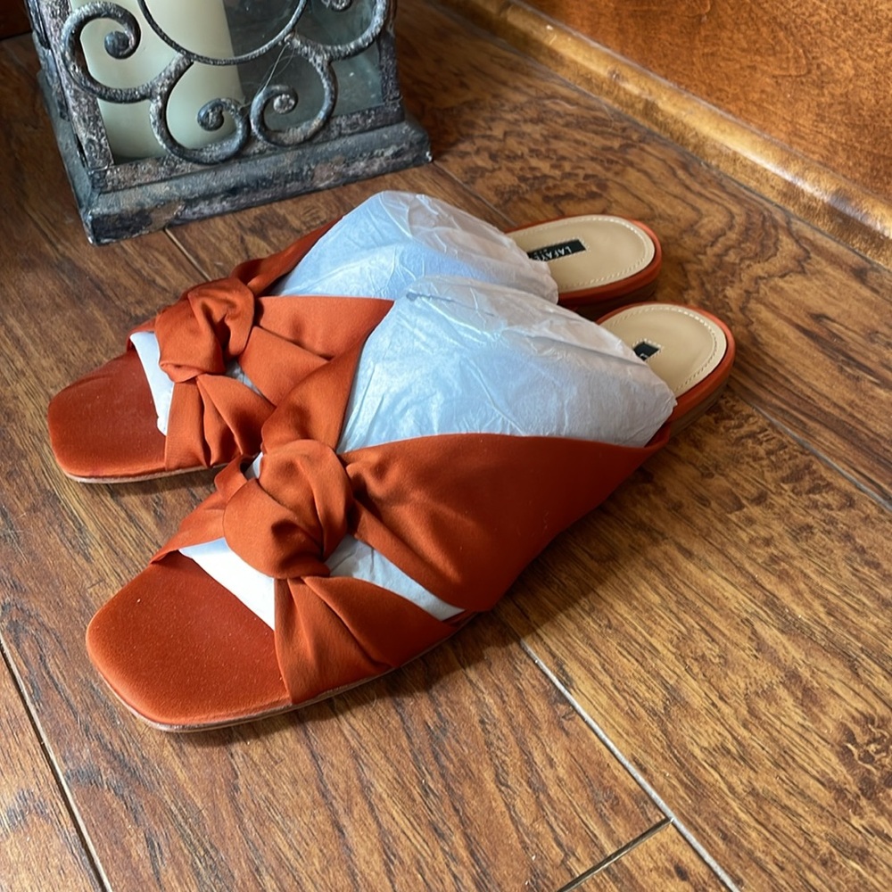 Lafayette 148 NY Burnt Orange Hessania Satin Knot Slip Sandals Size 8.5